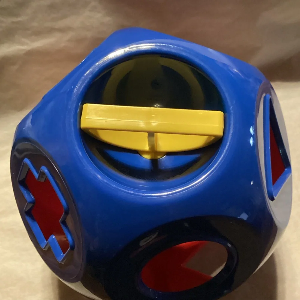 Tupperware Shape-O-Toy — a real classic!